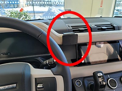 Mobilholder Land Rover Defender fra 2020-