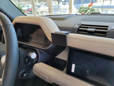 Mobilholder Land Rover Defender fra 2020- og fremefter