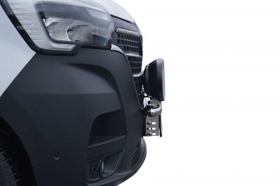 Ekstra lysbeslag Renault Master 2020-2024