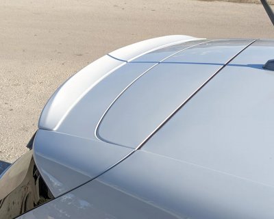 Tagvinge V1 til Mitsubishi Colt fra 2024- | Sportsligt design til bagklap