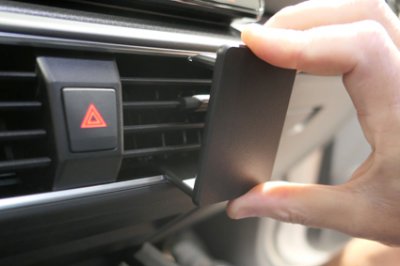 Mobilholder Seat Leon fra modelår 2020-