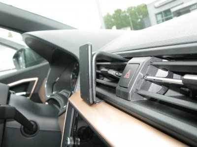 Mobilholder til Seat Ibiza fra 2017-