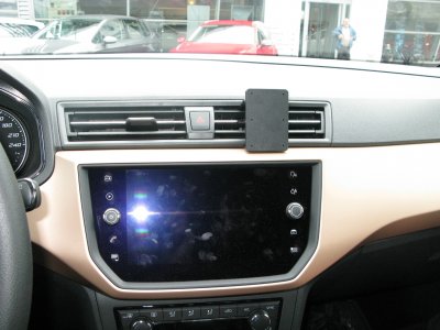 Mobilholder til Seat Ibiza fra modelår 2017-