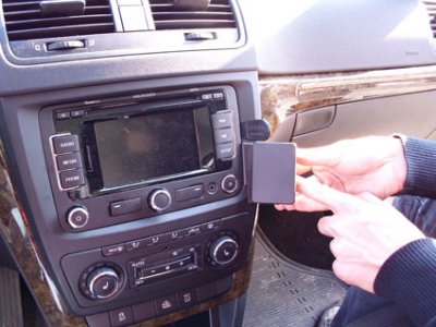 Mobilholder til Skoda Yeti fra 2010-2017