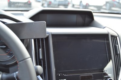 Mobilholder Subaru Impreza fra 2016-2023