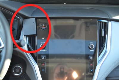 Mobilholder Nissan Juke fra modelår 2020-