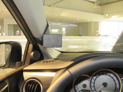 Mobilholder Toyota Auris fra modelår 2013-2015