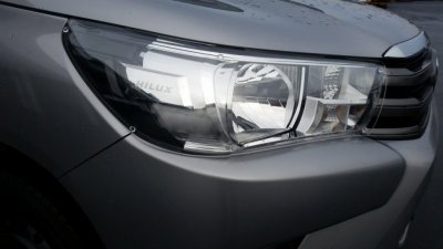 Forlygteafdækning til Toyota Hilux 2016-2020