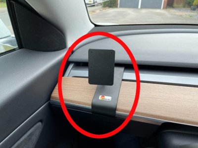 Mobilholder Tesla Model 3 fra 2017-2024