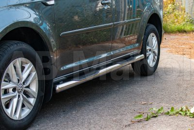 Siderør med dekorativt trin til VW Caddy fra 2004-/10-/16-