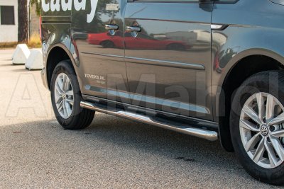 Siderør Slash Cut med dekorativt trin til VW Caddy fra 2004-/10-/16-