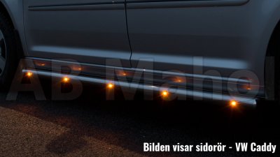 Siderør Slash Cut med dekorative trin til VW Transporter T5/T6 2003-/10-/16-