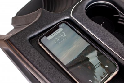 Midterkonsol til Volkswagen Multivan T6.1 fra 2020-2024