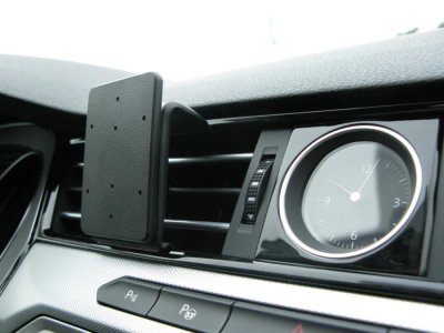 Mobilholder Volkswagen Passat fra 2015-2023