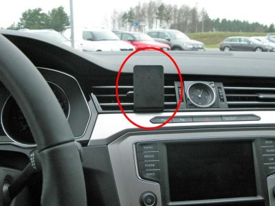 Mobilholder Volkswagen Arteon fra 2017- til 2020