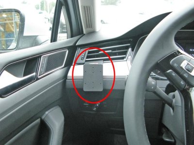 Mobilholder Volkswagen Arteon fra 2017-2020