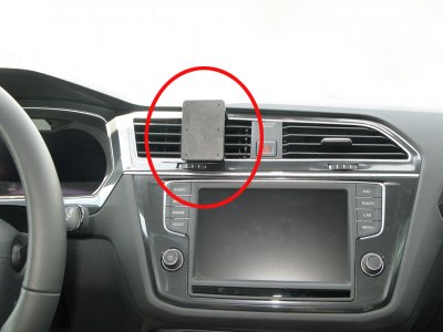 Mobilholder Volkswagen Tiguan fra 2016-2023