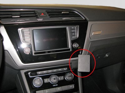 Mobilholder Volkswagen Touran fra 2016-
