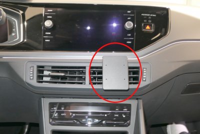 Mobilholder Volkswagen Taigo fra 2022-