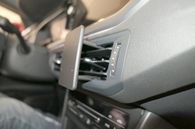 Mobilholder Volkswagen Taigo 2022-