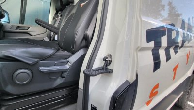 Dørtrin til bilen - nem adgang til taget