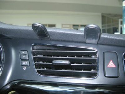 Mobilholder Kia Ceed fra modelår 2013-2015