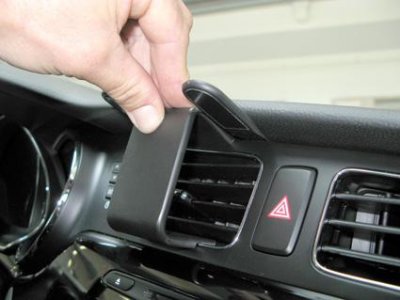 Mobilholder Kia Ceed fra 2013 til 2015
