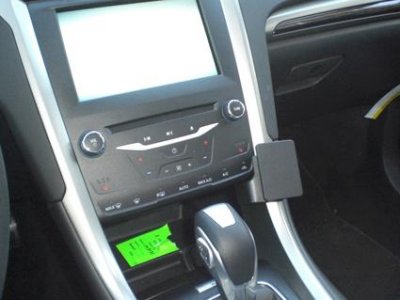 Mobilholder til Ford Mondeo fra 2015-