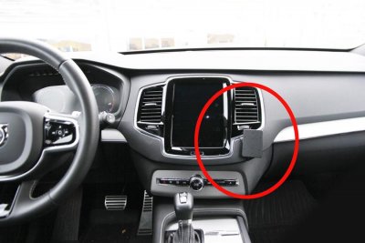 Mobilholder Volvo XC90 fra 2015-