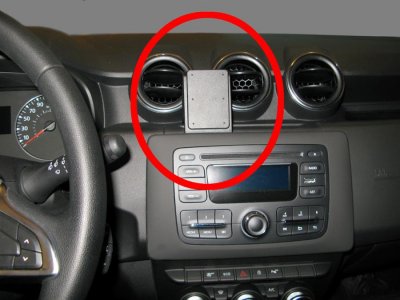 Mobilholder Dacia Duster fra 2018-2022