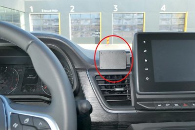 Mobilholder til Renault Trafic fra 2015-