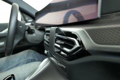 Mobilholder BMW i4 fra 2022-