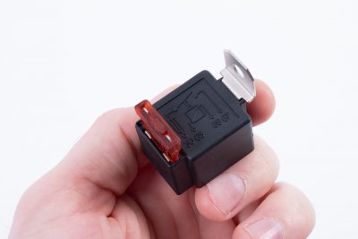 Relæ med sikringsholder - 12V - 40A