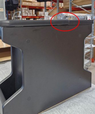 Midterkonsol til placering mellem forsæderne - Universal 60x20x59 cm  | Brugt udvalg