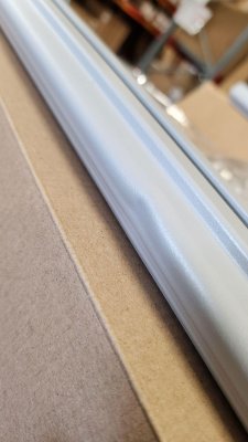 Tagbøjle i sølvfarvet aluminium | Brugtsortering