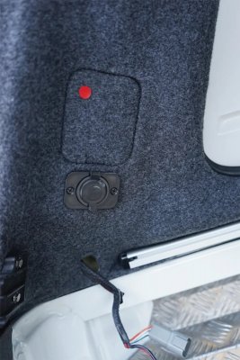 Ladkassekappe Alpha CMX til Toyota Hilux (Double Cab) fra 2021-