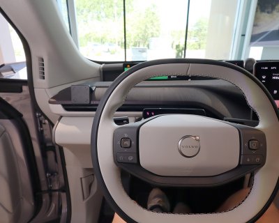 Mobilholder til Volvo EX60 fra 2027- | Modeltilpasset
