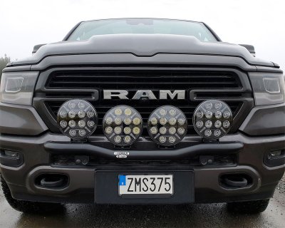 Ekstralygtebeslag til 4 ekstralygter til Dodge RAM 1500 fra 2019-2024 | Qpax