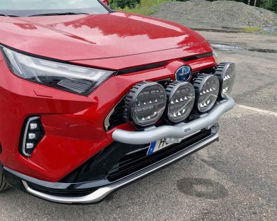 Ekstralygtebeslag til 4 ekstralygter til Toyota RAV4 fra 2019-2025 | Qpax