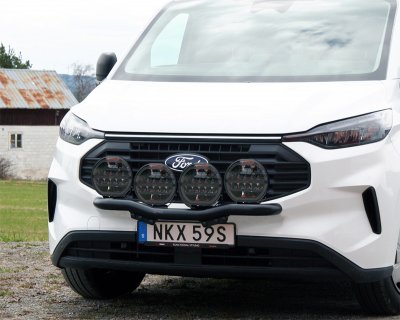 Ekstralygtebeslag til 4 ekstralygter til Ford Custom fra 2023- | Qpax