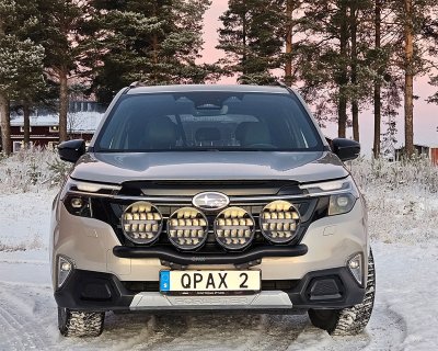 Ekstralygtebeslag til 4 ekstralygter til Subaru Forester fra 2025- | Qpax