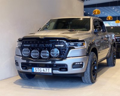 Lygteholder til 4 fjernlys til Dodge RAM 1500 fra 2025- | Qpax