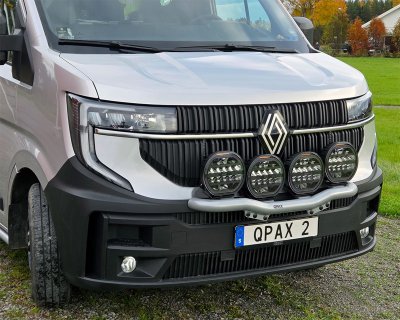 Lygteholder til 4 ekstralygter til Renault Master fra 2024- | Qpax