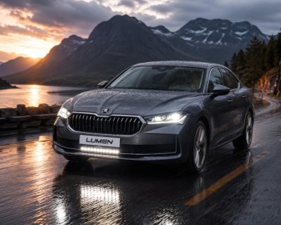 LED-lysbjælkepakke til Skoda Superb fra 2024- | Lumen Helios CS20 Slim