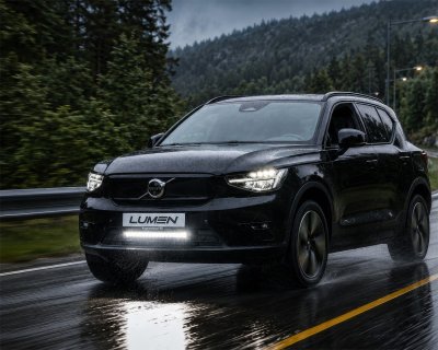 LED-lysbjælkepakke til Volvo EX40 fra 2025- | Lumen Helios CS20 Slim