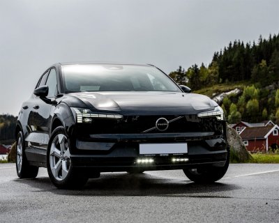 LED-rampe sæt 2x Lumen Helios S8 Ultimate til Volvo EX30 fra 2024-