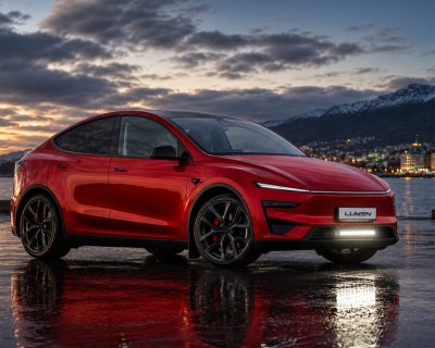LED-lyspakke Lumen Helios Performance CS20 til Tesla Model Y Performance 2025-