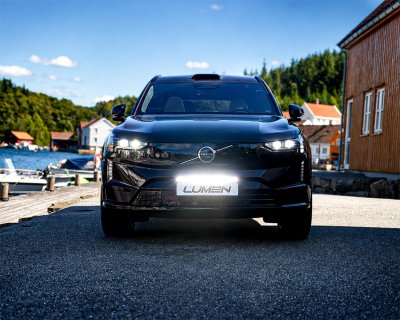 LED-lysbjælkepakke til Volvo EX90 fra 2025- | Lumen Helios CS20 Slim