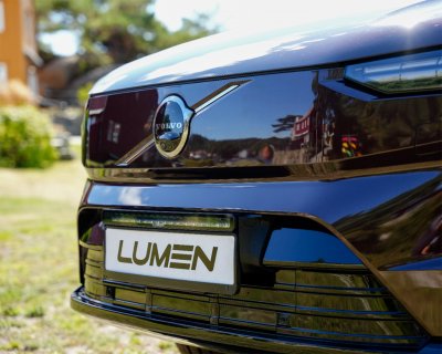 LED-lysbjælkepakke til Volvo EX90 fra 2025- | Lumen Helios CS20 Slim