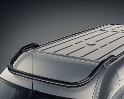 Forreste tagbøjle til Mercedes-Benz Sprinter fra 2018 og frem – Lysbøjle i rustfrit stål (70 mm) | Sort